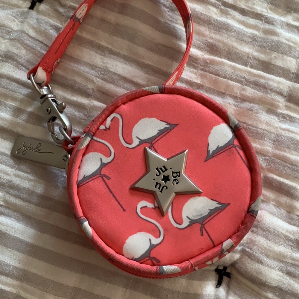 Jujube Paci Pod